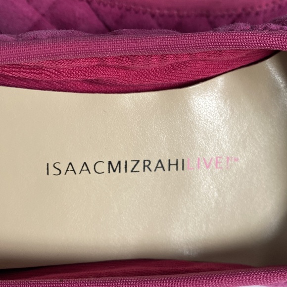 NWOT Isaac Mizrahi flats - Picture 9 of 10